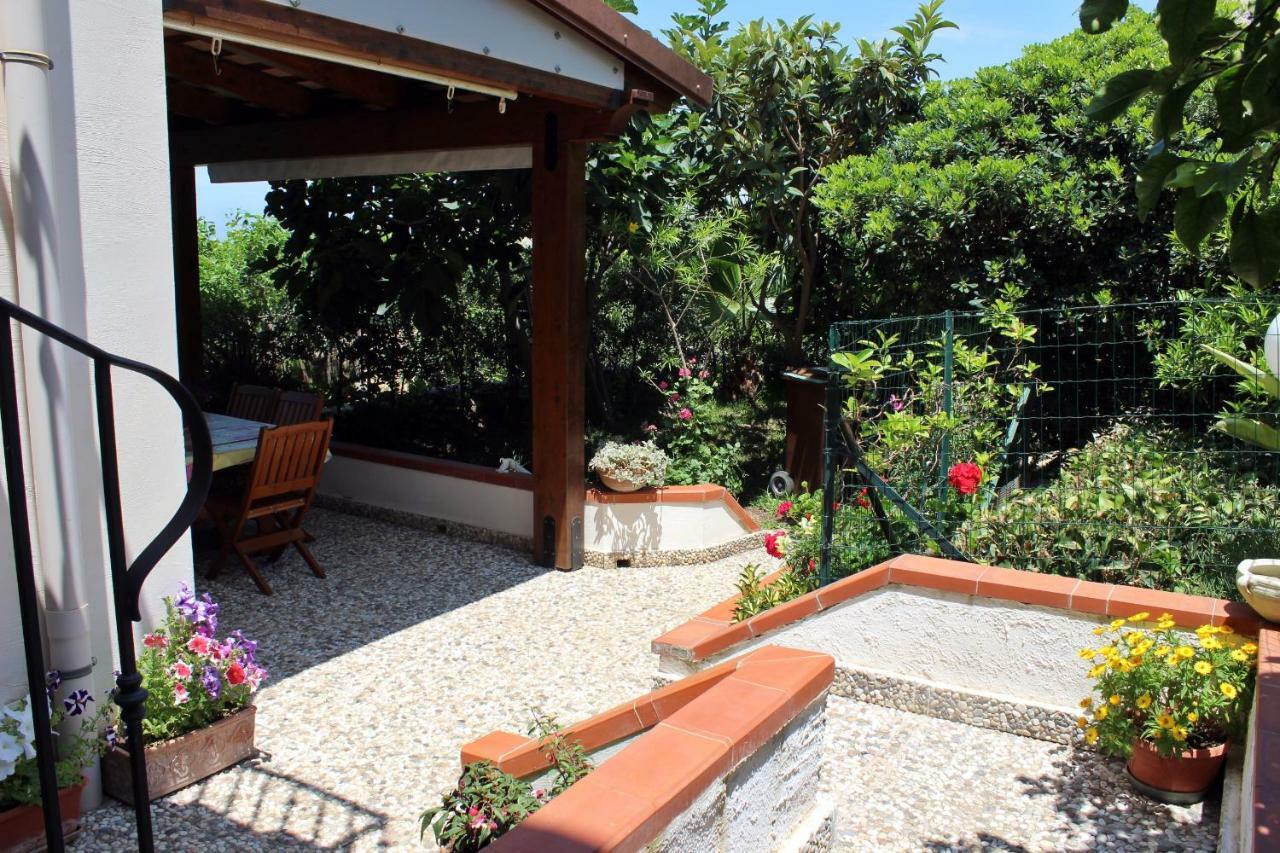Raggio Di Sole Bed & Breakfast Macari Εξωτερικό φωτογραφία