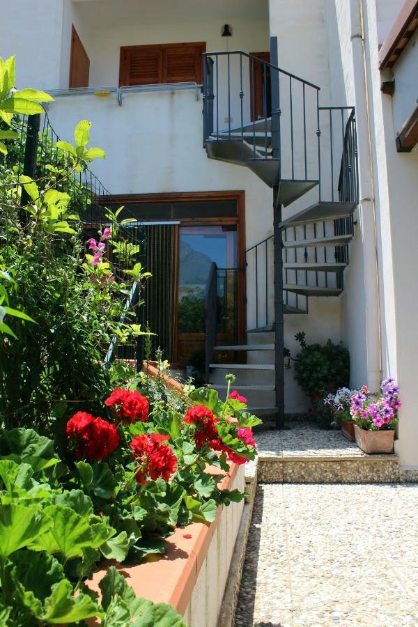 Raggio Di Sole Bed & Breakfast Macari Εξωτερικό φωτογραφία
